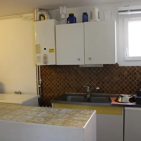 T2 A : Plage, Commerces, Jardin, Parking, Clim, Wi-fi, Appareils Cuisine Complete - Fr-1-607-185 * Agde